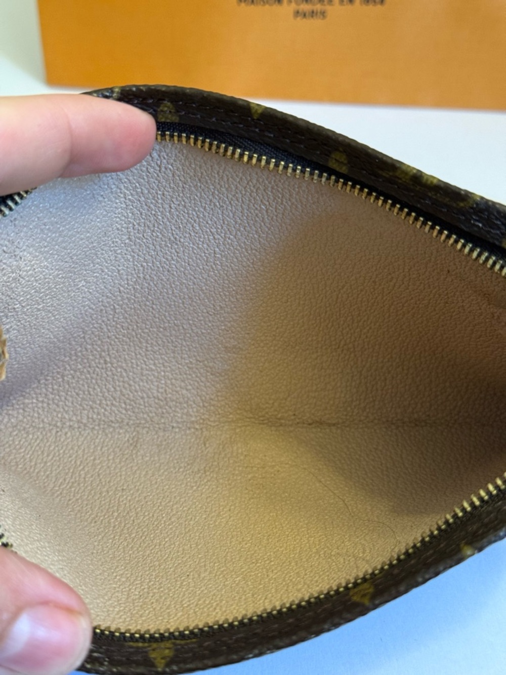 Authentic Louis Vuitton Monogram Bucket Pouch PM W Box/unbranded chain - Picture 9 of 14
